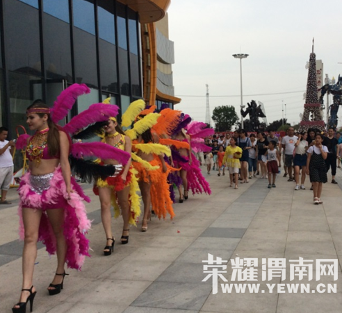 ��������μ���н�30����������㳡���������ڸ��