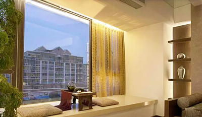 ������̨֮�䣬���׸ò���װ�ţ�