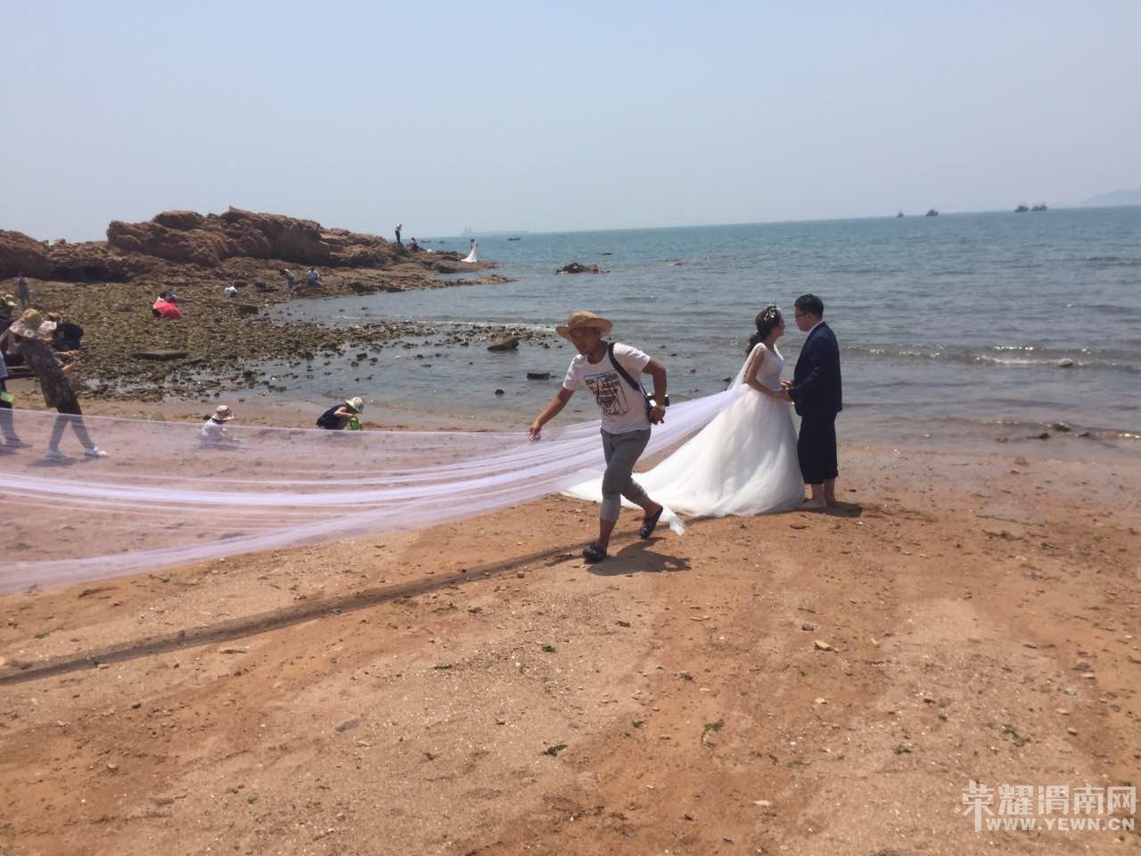 �ൺǰ�߷�������Ƭ���������ˣ��������֣�������Ҷ���Χ�ۡ���μ�ϴ�̨����ɴ��Ӱ��