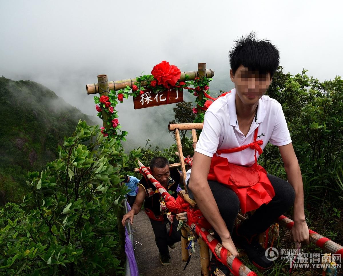 ׼��ѧ����3000Ԫ����̧�� ����״Ԫ�š��θ��У�ͼ��