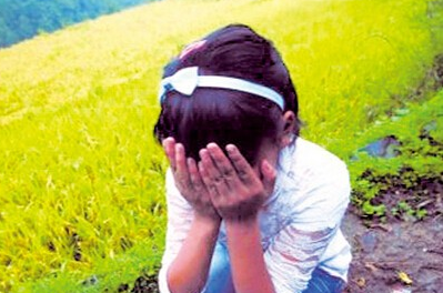 ������һ�黭���ϰ�������ϷΪ�� ��������11��Ů��