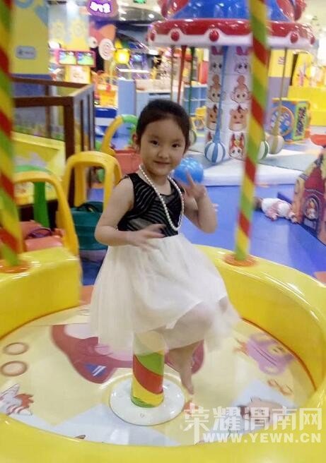 μ��ȫ�ƽ�����ɢ  ��Ѱ������·��ʧ��5��СŮ��������