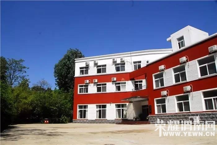 �����ԡ�ԥ����Ͽ�ȵ���ɫ��ʳ�;Ƶ�ס�޹��ԣ��Ͻ��ղ�����ඣ�