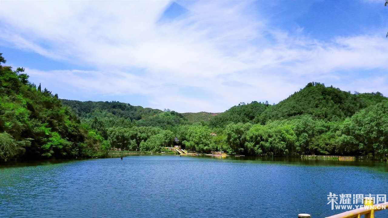 �����ԡ�ԥ����Ͽ�ȵ���ɫ��ʳ�;Ƶ�ס�޹��ԣ��Ͻ��ղ�����ඣ�