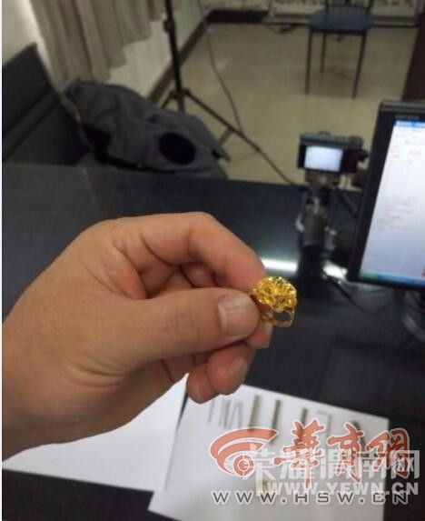 ���Ա����� μ����С͵Ϊ����д��֤��