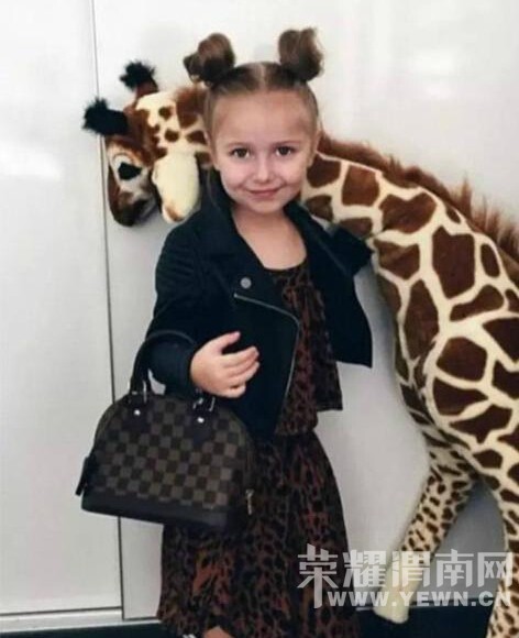 ��ʱ�����������ϰ�������Ů������ô���ģ�