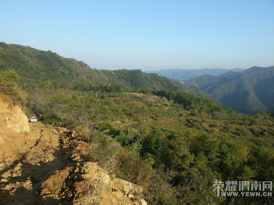 �����ذ���̲����֮������Բ��