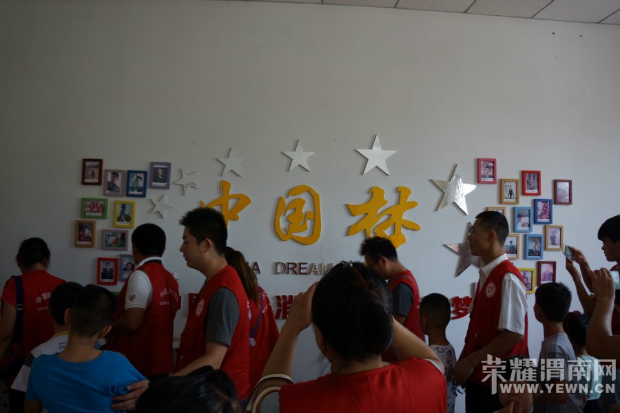 ������СС����Ա�����ڻԲ��������������˲�俴���