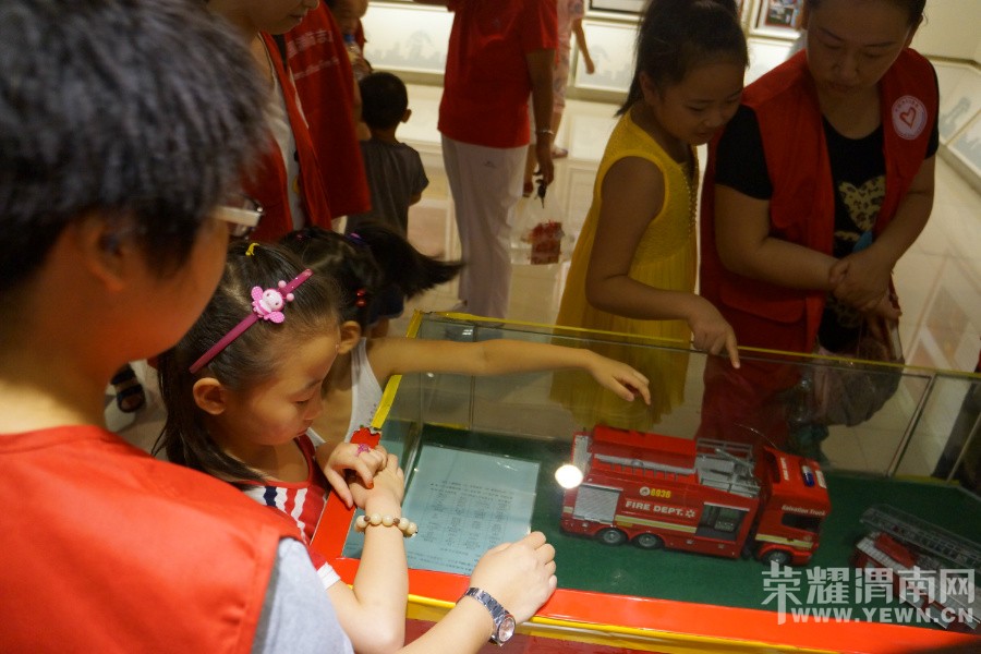 ������СС����Ա�����ڻԲ��������������˲�俴���