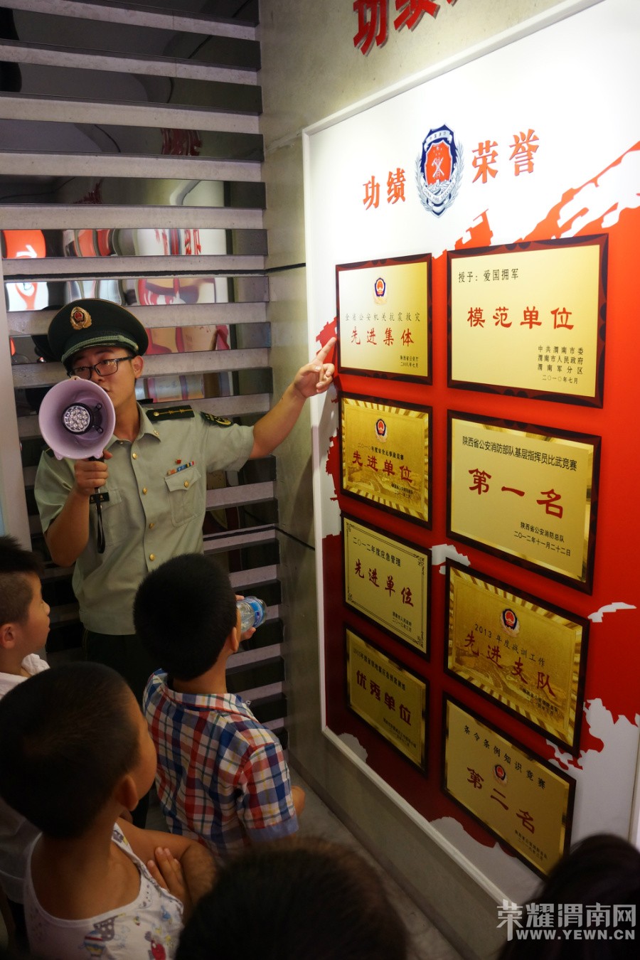 ������СС����Ա�����ڻԲ��������������˲�俴���