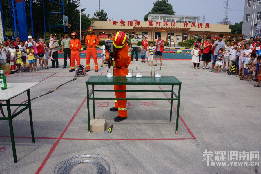 ������СС����Ա�����ڻԲ��������������˲�俴���