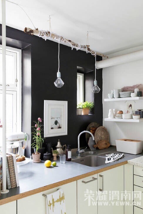 ��ϲ�������ư��������ҶԷ��ӵ����л��� ��