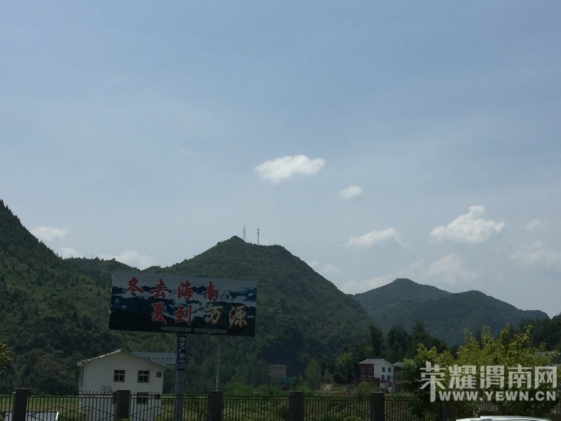 210735hle8er8bxr4sb8d6.jpg
