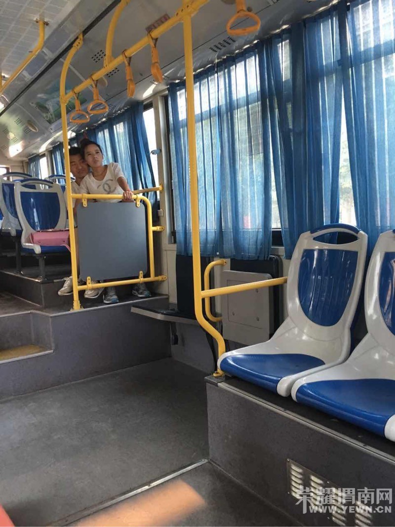 174214t4ep9de64nk1kv96.jpg
