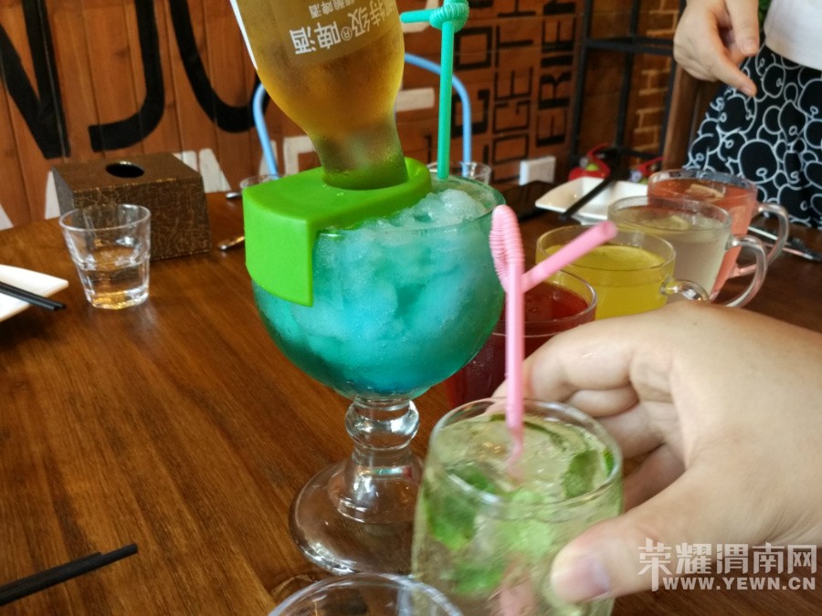 ��������۲ͳ�ɶ��ߣ�������⡢���.....��Ϊ�Ի�����Ӧ�����Լ��Ĳ��ף�