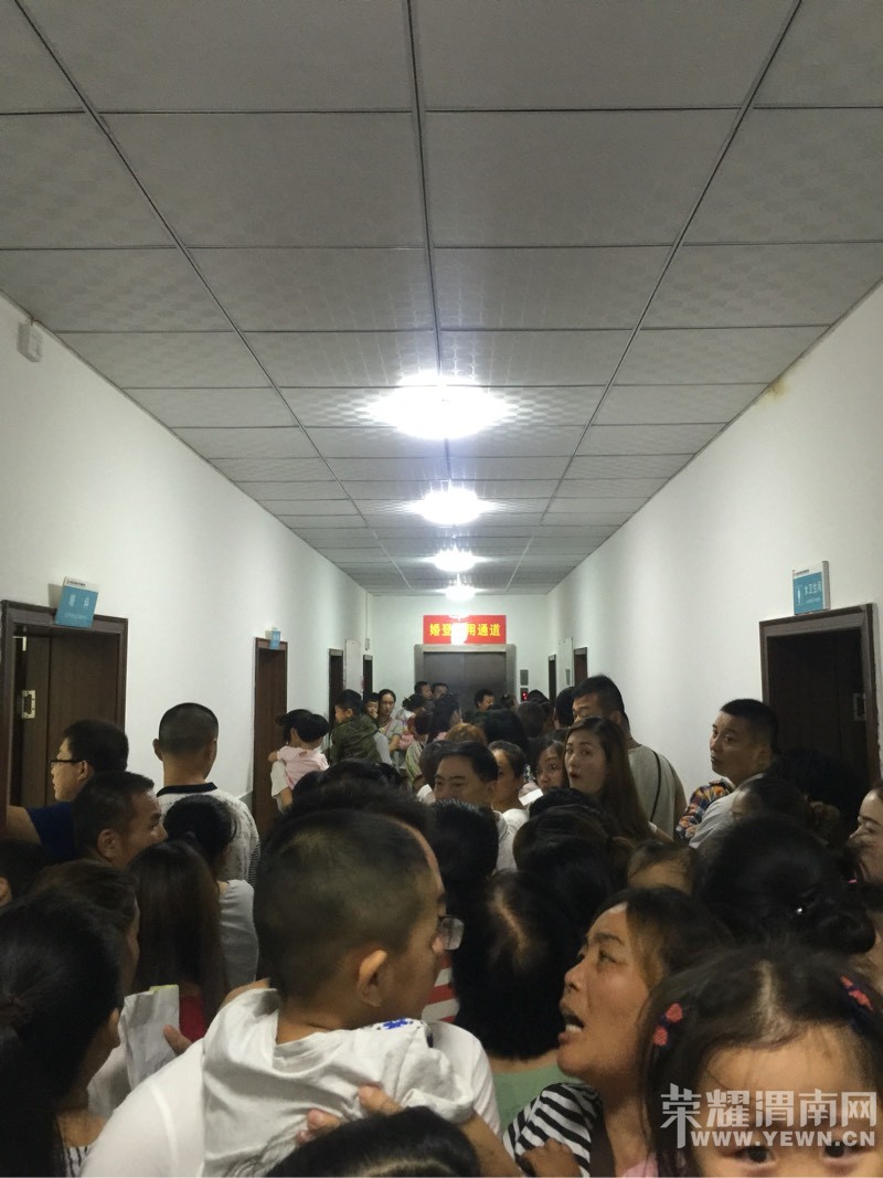 094221g25jgd8dfuc00f0w.jpg
