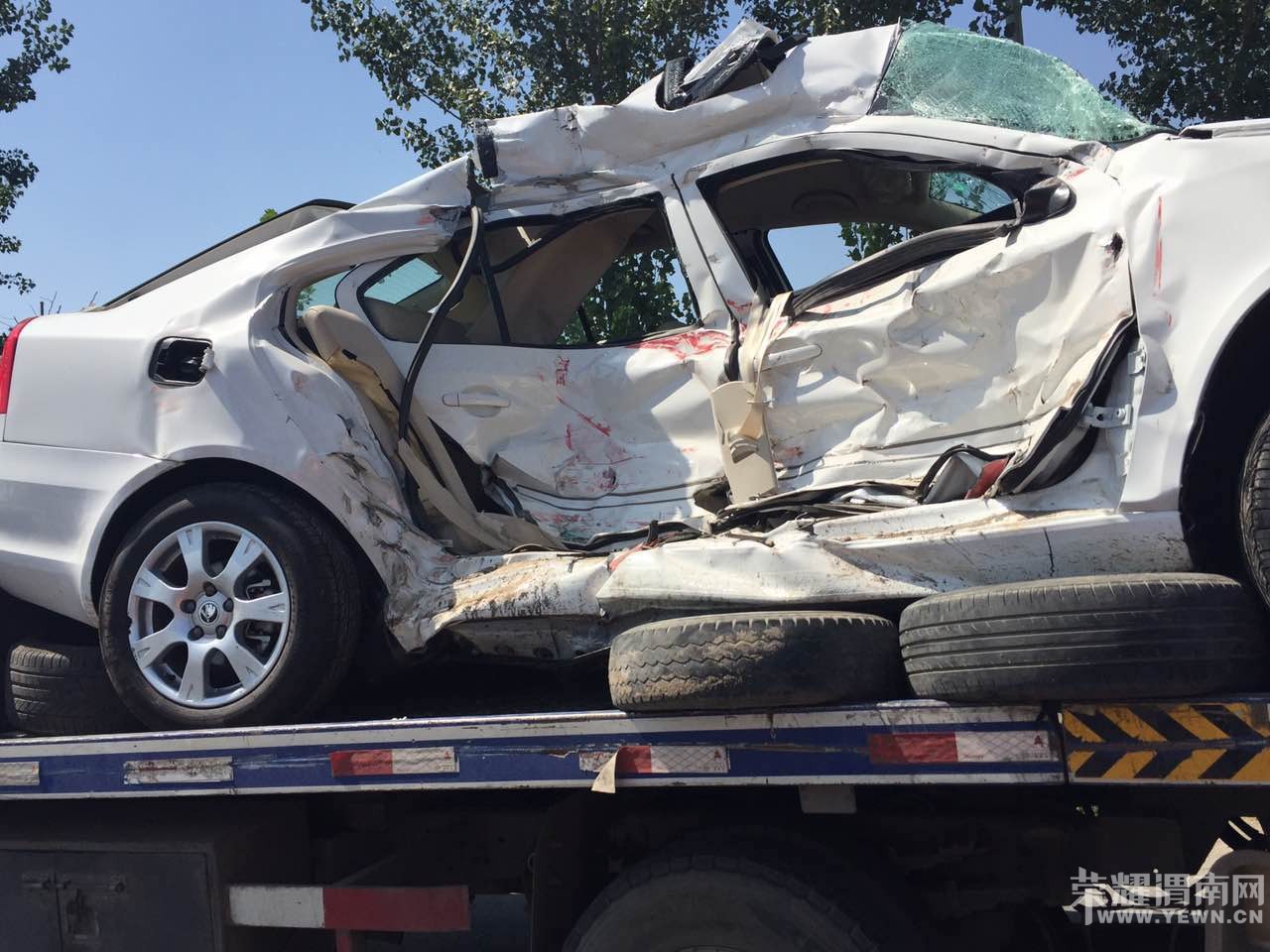 ��ǧ�ġ��껪����԰������������ͨ�¹ʣ������������