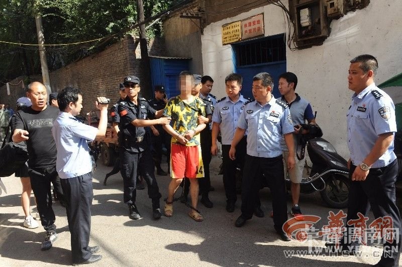 ����2��Ů�������ݲ���ɱ�� 10���3���ӷ�����