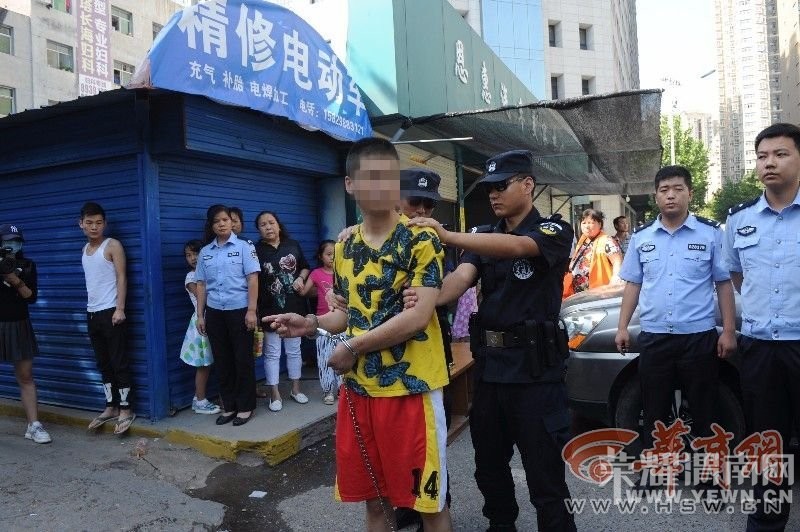 ����2��Ů�������ݲ���ɱ�� 10���3���ӷ�����