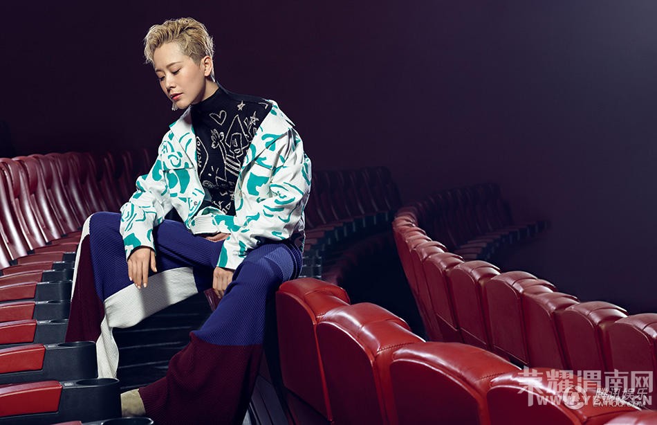 ÿ��Ů�˶��ǰٱ�Ů�ɣ���Ӧ��ӵ��һ�׳�Խ���ҵ�д���գ�