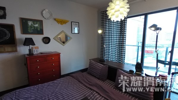 �����Ŷ��˶�ʵ�һ�����У��Ȼ�������