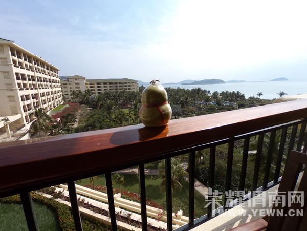 �����Ŷ��˶�ʵ�һ�����У��Ȼ�������