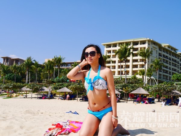 �����Ŷ��˶�ʵ�һ�����У��Ȼ�������