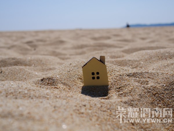 �����Ŷ��˶�ʵ�һ�����У��Ȼ�������