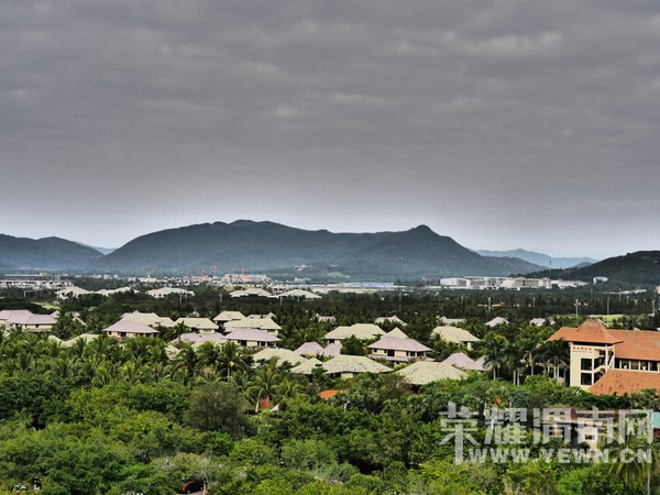 �����Ŷ��˶�ʵ�һ�����У��Ȼ�������