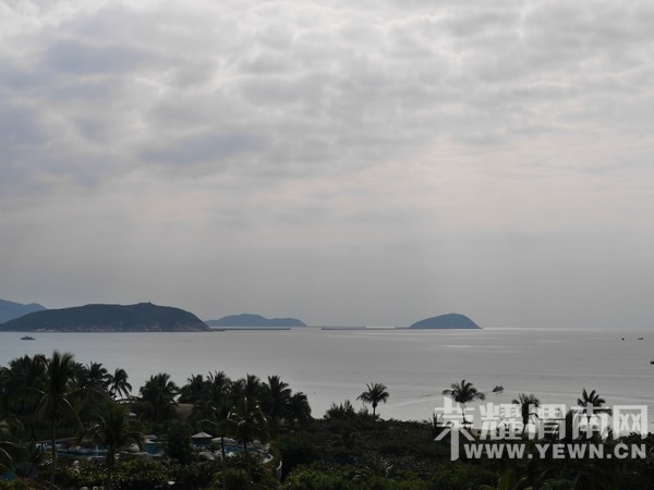 �����Ŷ��˶�ʵ�һ�����У��Ȼ�������