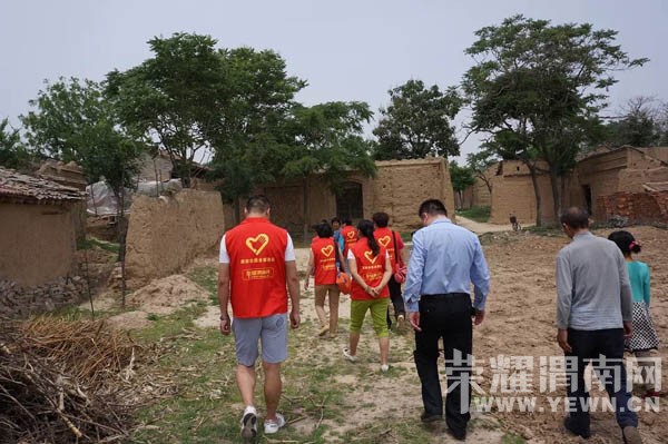 2016�ꡰ��������������𷢷���ļ���г�����־Ը�ߣ��������ڳأ�