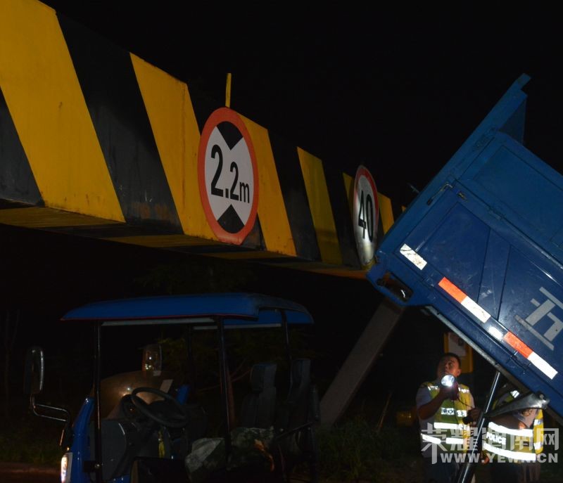 26����μ��������μ�Ӵ�̰�����η����ش󵥷��¹� һ������