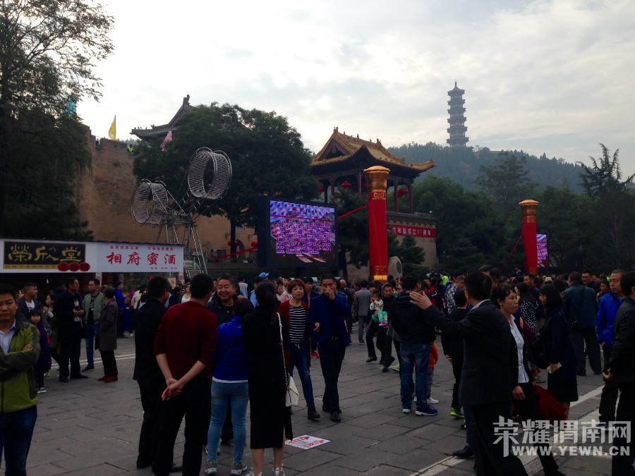 �ʳ��ฮ����Ů�ɺ������ӣ������£�����ʯ��