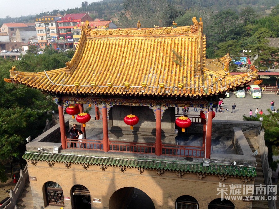 �ʳ��ฮ����Ů�ɺ������ӣ������£�����ʯ��