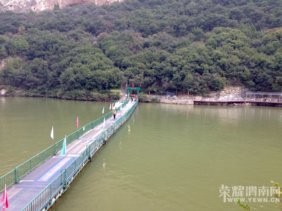 �ʳ��ฮ����Ů�ɺ������ӣ������£�����ʯ��