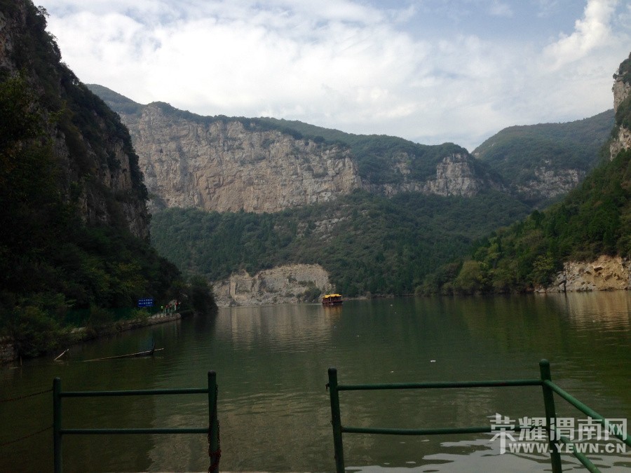 �ʳ��ฮ����Ů�ɺ������ӣ������£�����ʯ��