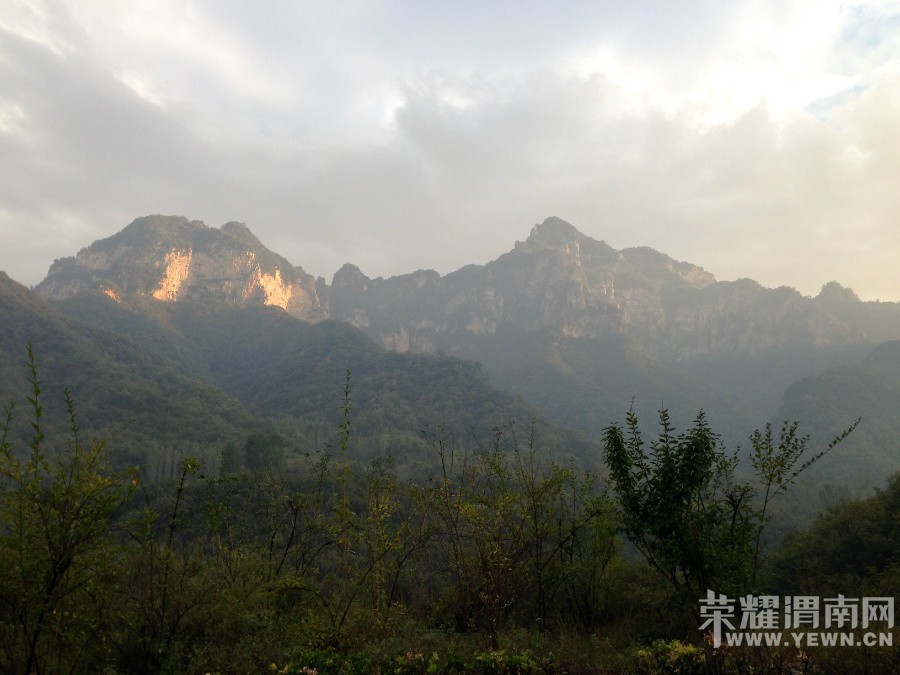 �ʳ��ฮ����Ů�ɺ������ӣ������£�����ʯ��