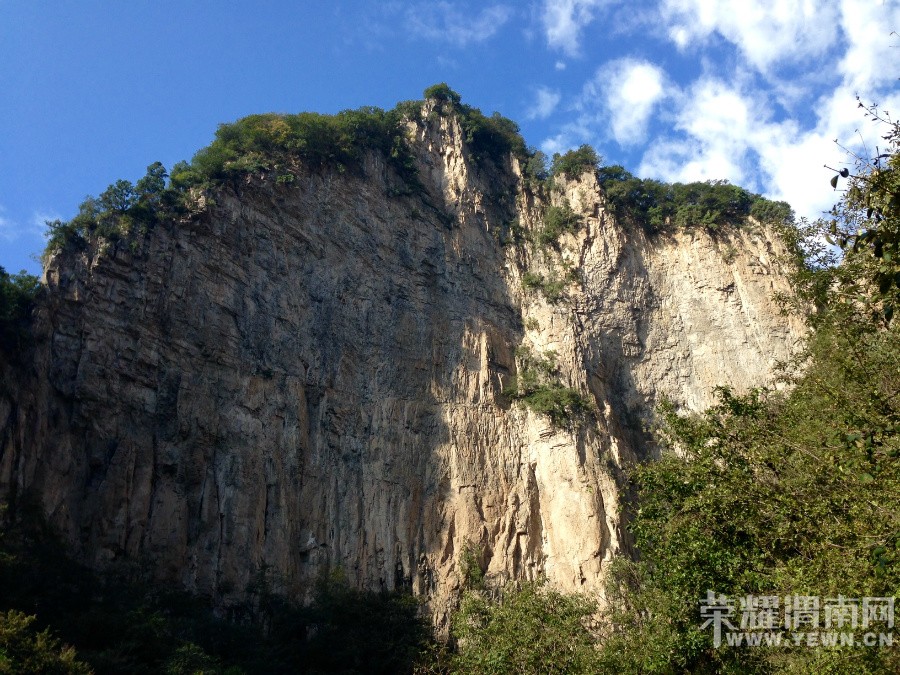 �ʳ��ฮ����Ů�ɺ������ӣ������£�����ʯ��