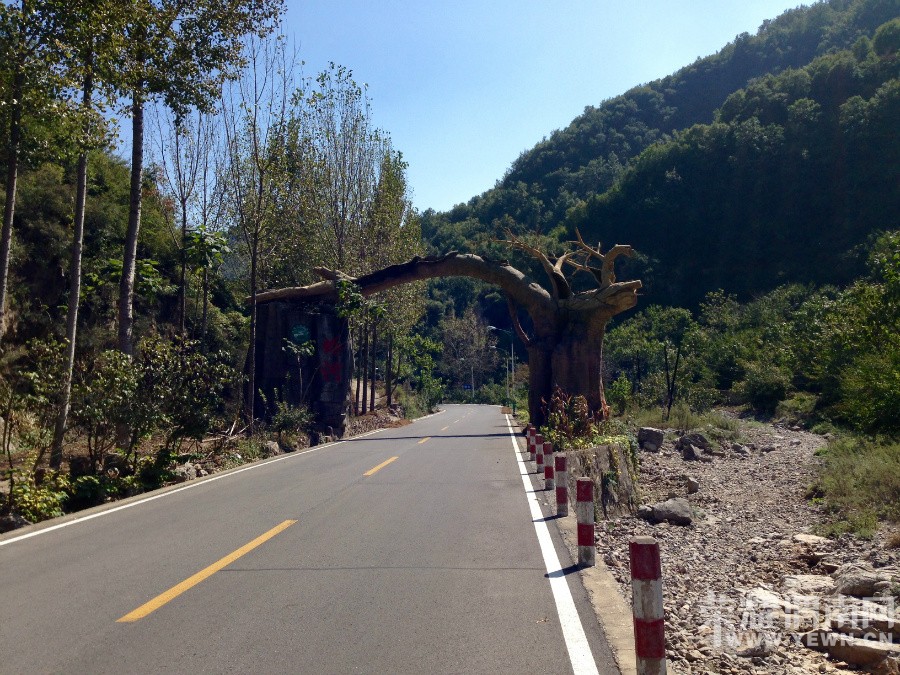 �ʳ��ฮ����Ů�ɺ������ӣ������£�����ʯ��<1>