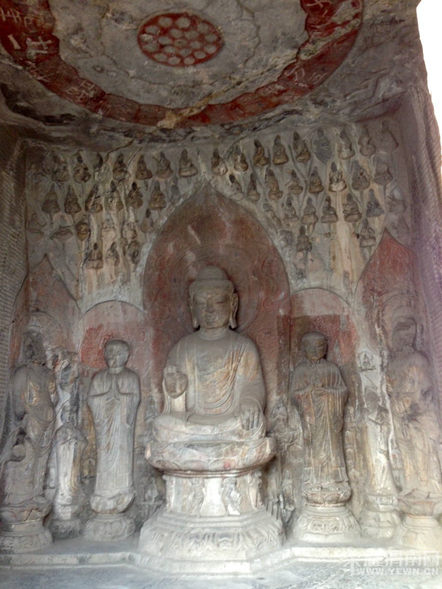 �ʳ��ฮ����Ů�ɺ������ӣ������£�����ʯ��<1>