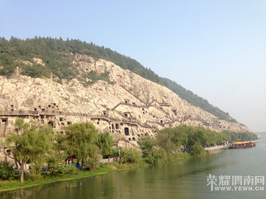 �ʳ��ฮ����Ů�ɺ������ӣ������£�����ʯ��<1>