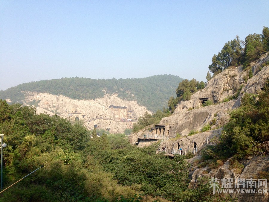 �ʳ��ฮ����Ů�ɺ������ӣ������£�����ʯ��<1>