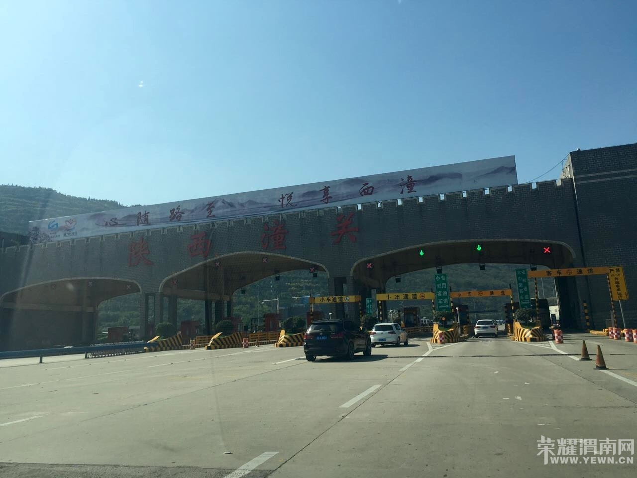 �ʳ��ฮ����Ů�ɺ������ӣ������£�����ʯ��<1>