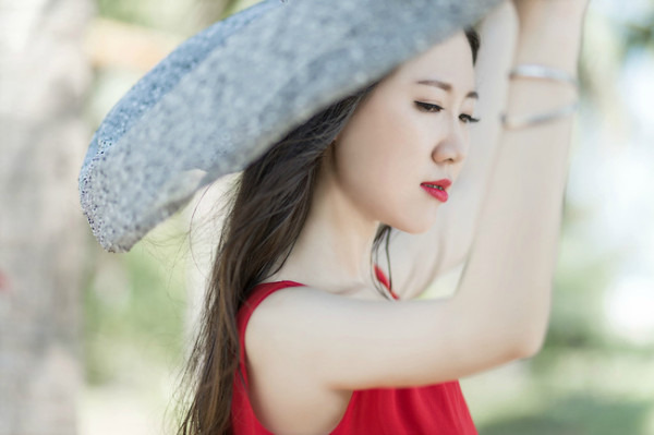 �Һ͹��۵�д���ա�