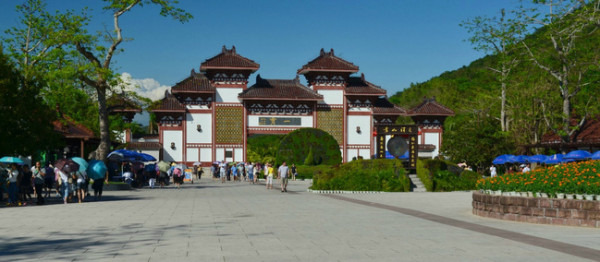 �Һ͹��۵�д���ա�