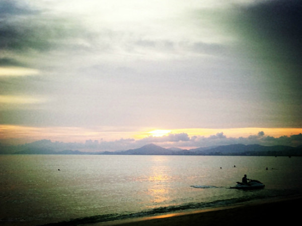 �Һ͹��۵�д���ա�