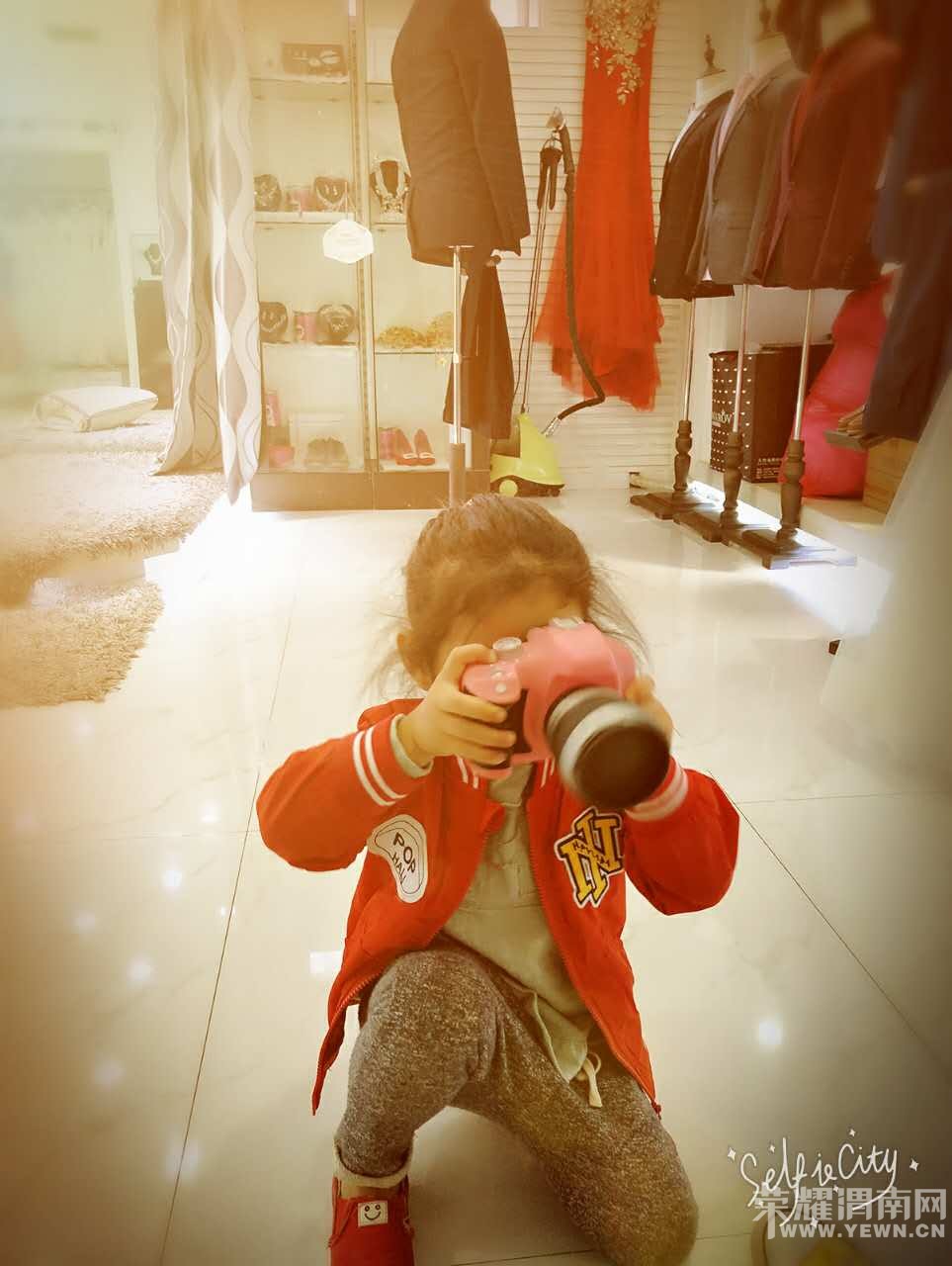 ���У������ľٶ�˲������ʯ�����ü�����