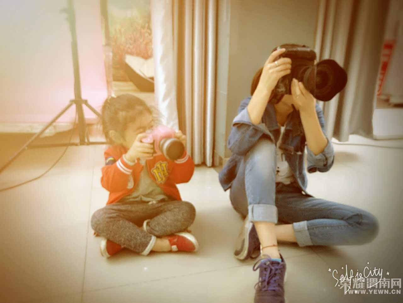 ���У������ľٶ�˲������ʯ�����ü�����