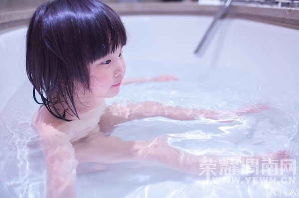 ���Ƕ��ͱ��Ƕ����Ѻ������ѵ�����֮��