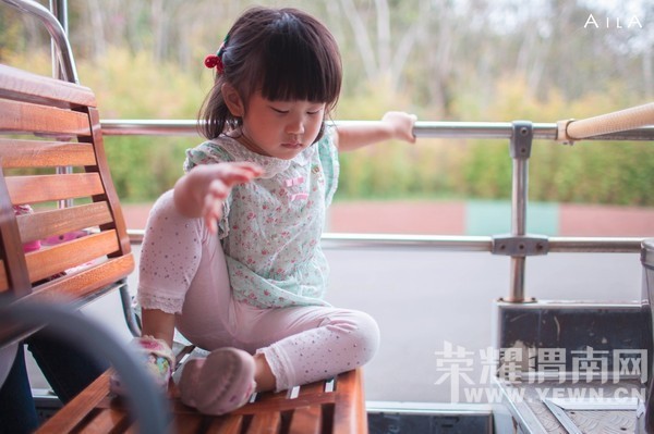 ���Ƕ��ͱ��Ƕ����Ѻ������ѵ�����֮��